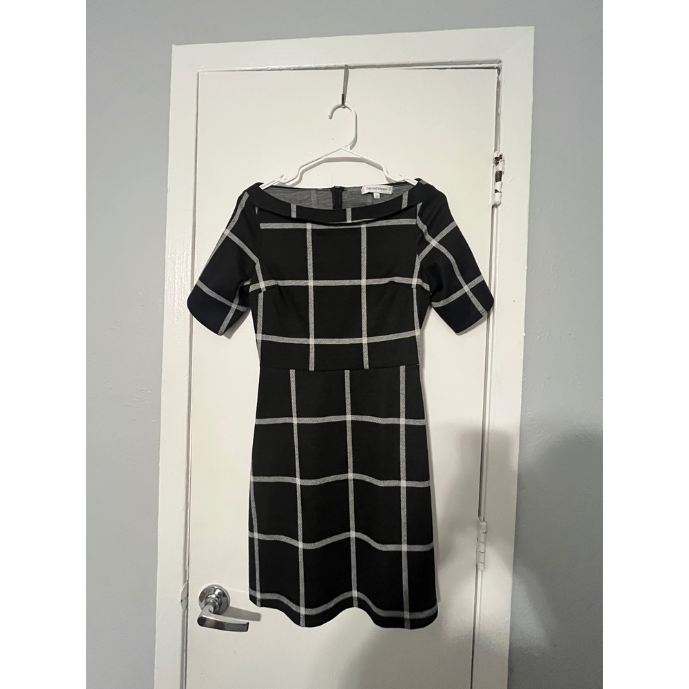 The Vanity Room Black‎ White Windowpane Plaid Fit Flare Dress Short Sleeve Small